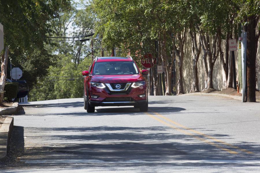  Nissan Rogue Hybrid 2016 года  (фото 10 из 36)
